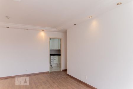 Sala de apartamento para alugar com 3 quartos, 75m² em Vila São Pedro, Santo André