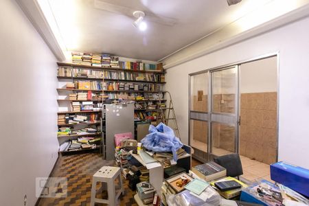 Casa para alugar com 360m², 4 quartos e 1 vagaEscritório