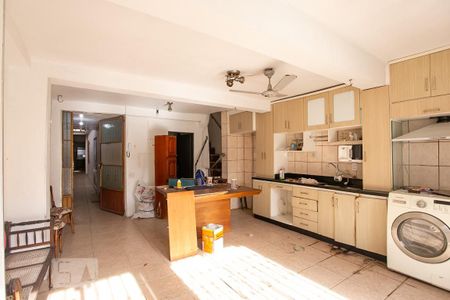 Casa para alugar com 360m², 4 quartos e 1 vagaChurrasqueira