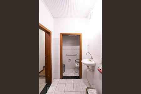 Casa para alugar com 360m², 4 quartos e 1 vagaBanheiro 