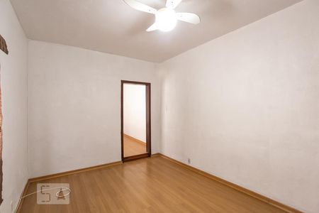 Casa para alugar com 360m², 4 quartos e 1 vagaSala