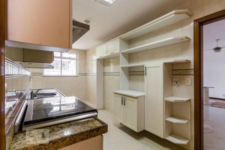 Apartamento para alugar com 120m², 2 quartos e 1 vagaCozinha