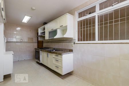 Apartamento para alugar com 120m², 2 quartos e 1 vagaCozinha