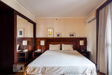 Studio para alugar com 27m², 1 quarto e 1 vaga Studio para alugar com 27m², 1 quarto e 1 vagaStudio