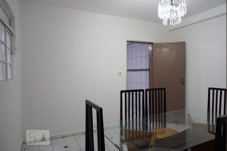 Sala de casa para alugar com 2 quartos, 110m² em Parque Cisper, São Paulo