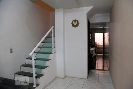 Sala de casa à venda com 3 quartos, 90m² em Parque Pinheiros, Taboão da Serra
