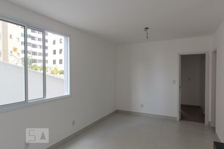 Sala de apartamento para alugar com 2 quartos, 83m² em Sion, Belo Horizonte
