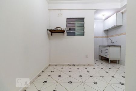 Studio para alugar com 25m², 1 quarto e sem vagaSala/Quarto