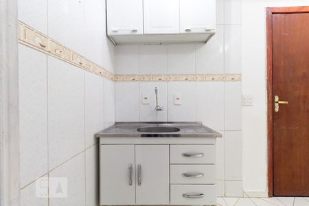 Cozinha de kitnet/studio para alugar com 1 quarto, 25m² em Cidade Vargas, São Paulo