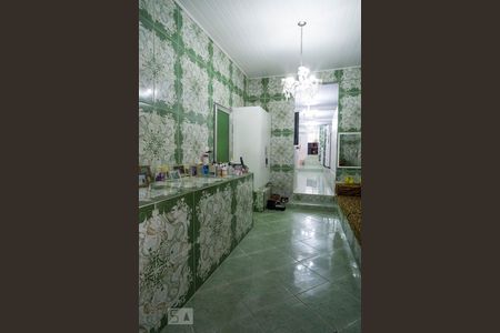 Antessala de casa à venda com 3 quartos, 340m² em Vila Nova, Porto Alegre