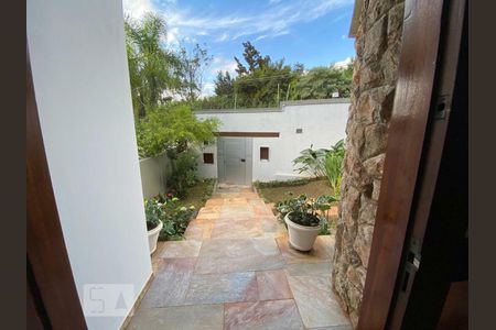 Casa à venda com 436m², 6 quartos e 6 vagasÁrea Externa