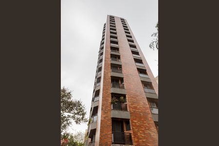 Studio para alugar com 47m², 1 quarto e 1 vaga Studio para alugar com 47m², 1 quarto e 1 vagaFachada