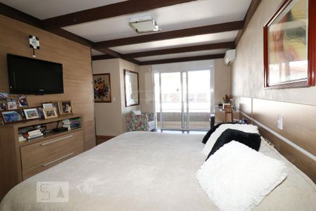 Casa à venda com 405m², 5 quartos e 4 vagas Casa à venda com 405m², 5 quartos e 4 vagasQuarto Suíte