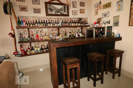 Casa à venda com 405m², 5 quartos e 4 vagas Casa à venda com 405m², 5 quartos e 4 vagasSala 2