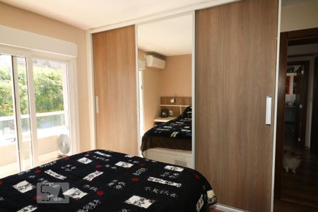 Casa à venda com 405m², 5 quartos e 4 vagas Casa à venda com 405m², 5 quartos e 4 vagasQuarto 2