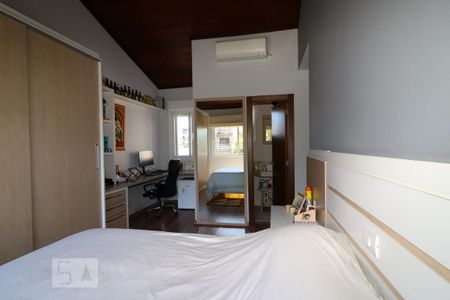 Casa à venda com 405m², 5 quartos e 4 vagas Casa à venda com 405m², 5 quartos e 4 vagasQuarto 2 - Suíte