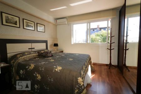Casa à venda com 405m², 5 quartos e 4 vagas Casa à venda com 405m², 5 quartos e 4 vagasQuarto 1