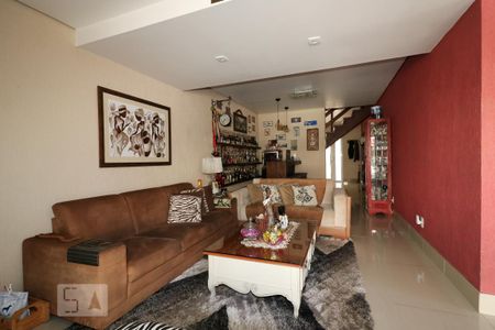 Casa à venda com 405m², 5 quartos e 4 vagas Casa à venda com 405m², 5 quartos e 4 vagasSala 2