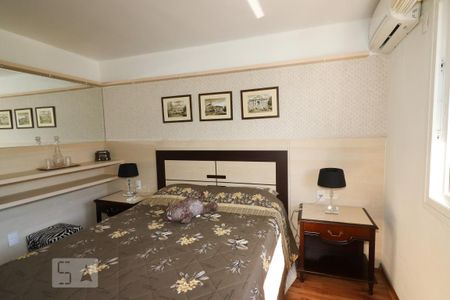 Casa à venda com 405m², 5 quartos e 4 vagas Casa à venda com 405m², 5 quartos e 4 vagasQuarto 1