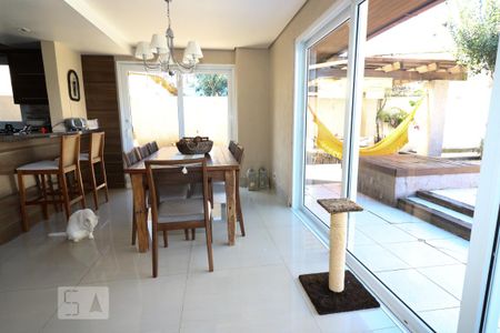 Casa à venda com 405m², 5 quartos e 4 vagas Casa à venda com 405m², 5 quartos e 4 vagasSala 2