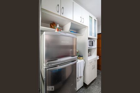 Apartamento para alugar com 90m², 3 quartos e 2 vagas Apartamento para alugar com 90m², 3 quartos e 2 vagasCozinha - Armários