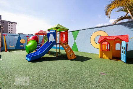 Apartamento para alugar com 90m², 3 quartos e 2 vagas Apartamento para alugar com 90m², 3 quartos e 2 vagasÁrea Comum - Playground