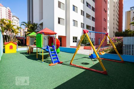 Apartamento para alugar com 90m², 3 quartos e 2 vagas Apartamento para alugar com 90m², 3 quartos e 2 vagasÁrea Comum - Playground