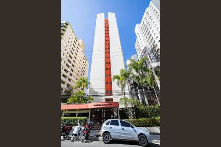 Apartamento para alugar com 90m², 3 quartos e 2 vagas Apartamento para alugar com 90m², 3 quartos e 2 vagasFachada