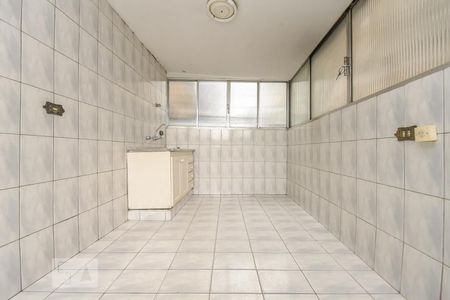 Apartamento à venda com 90m², 2 quartos e sem vagaCozinha