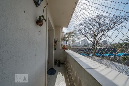 Apartamento à venda com 110m², 3 quartos e 1 vagaVaranda