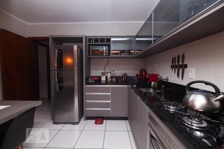 Casa de condomínio à venda com 183m², 3 quartos e 2 vagas Casa de condomínio à venda com 183m², 3 quartos e 2 vagasCozinha