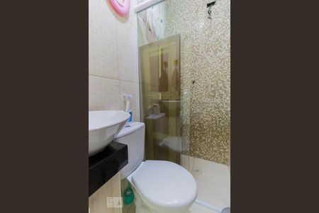 Casa à venda com 108m², 2 quartos e 2 vagasBanheiro