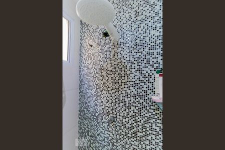 Casa à venda com 108m², 2 quartos e 2 vagasDetalhe banheiro