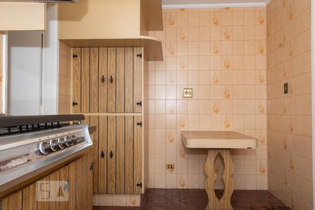 Casa à venda com 190m², 3 quartos e 3 vagas Casa à venda com 190m², 3 quartos e 3 vagasCozinha