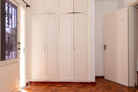 Casa à venda com 190m², 3 quartos e 3 vagas Casa à venda com 190m², 3 quartos e 3 vagasQuarto 3