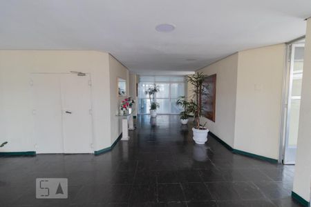 Apartamento à venda com 90m², 3 quartos e 1 vagaHall social