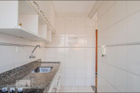 Cozinha de apartamento à venda com 2 quartos, 49m² em Vila Portugal, São Paulo