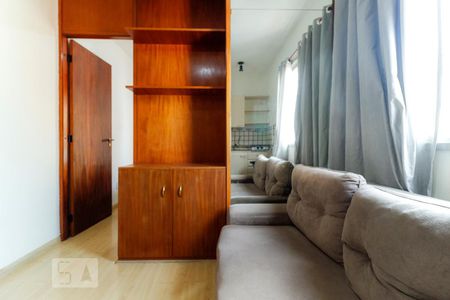 Sala - Estante de apartamento para alugar com 1 quarto, 25m² em Consolação, São Paulo