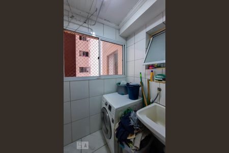 Apartamento à venda com 62m², 3 quartos e 1 vagaÁrea de Serviço