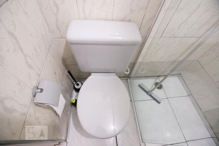 Apartamento para alugar com 58m², 2 quartos e 1 vagaDetalhe banheiro