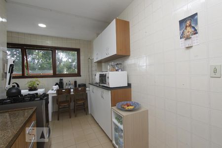 Apartamento à venda com 133m², 2 quartos e 1 vagaCOZINHA