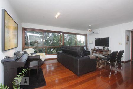 SALA de apartamento à venda com 2 quartos, 133m² em Moinhos de Vento, Porto Alegre