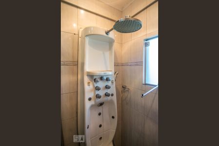 Casa à venda com 200m², 4 quartos e 3 vagasBanheiro