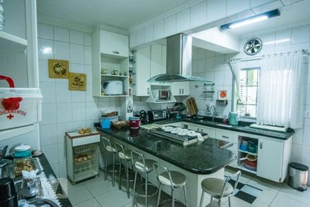 Casa à venda com 200m², 4 quartos e 3 vagasCozinha