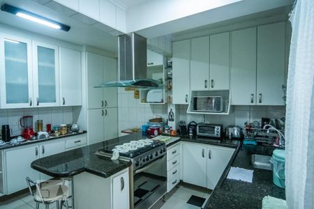 Casa à venda com 200m², 4 quartos e 3 vagasCozinha