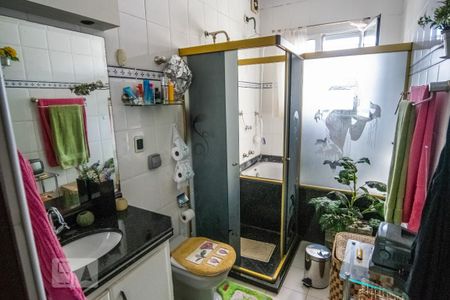 Casa à venda com 200m², 4 quartos e 3 vagasBanheiro da Suíte