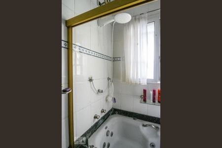 Casa à venda com 200m², 4 quartos e 3 vagasBanheiro da Suíte