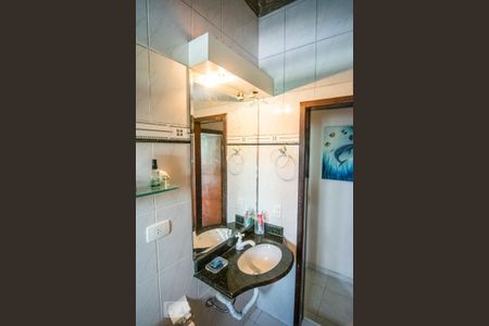 Casa à venda com 200m², 4 quartos e 3 vagasBanheiro