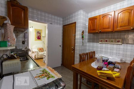 Apartamento à venda com 72m², 3 quartos e sem vagaCozinha