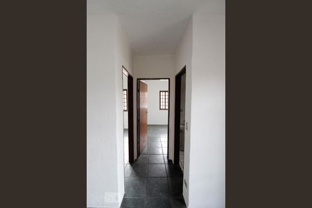 Corredor de apartamento para alugar com 2 quartos, 54m² em Centro, Guarulhos